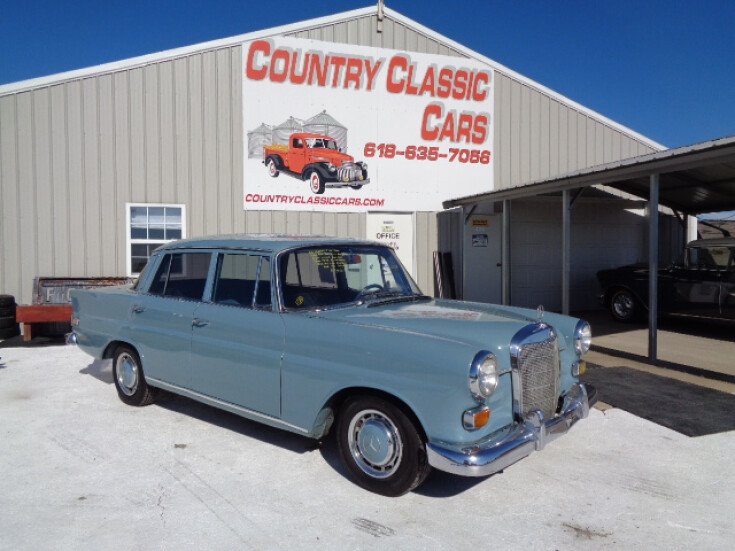 Thumbnail Photo undefined for New 1968 Mercedes-Benz 230